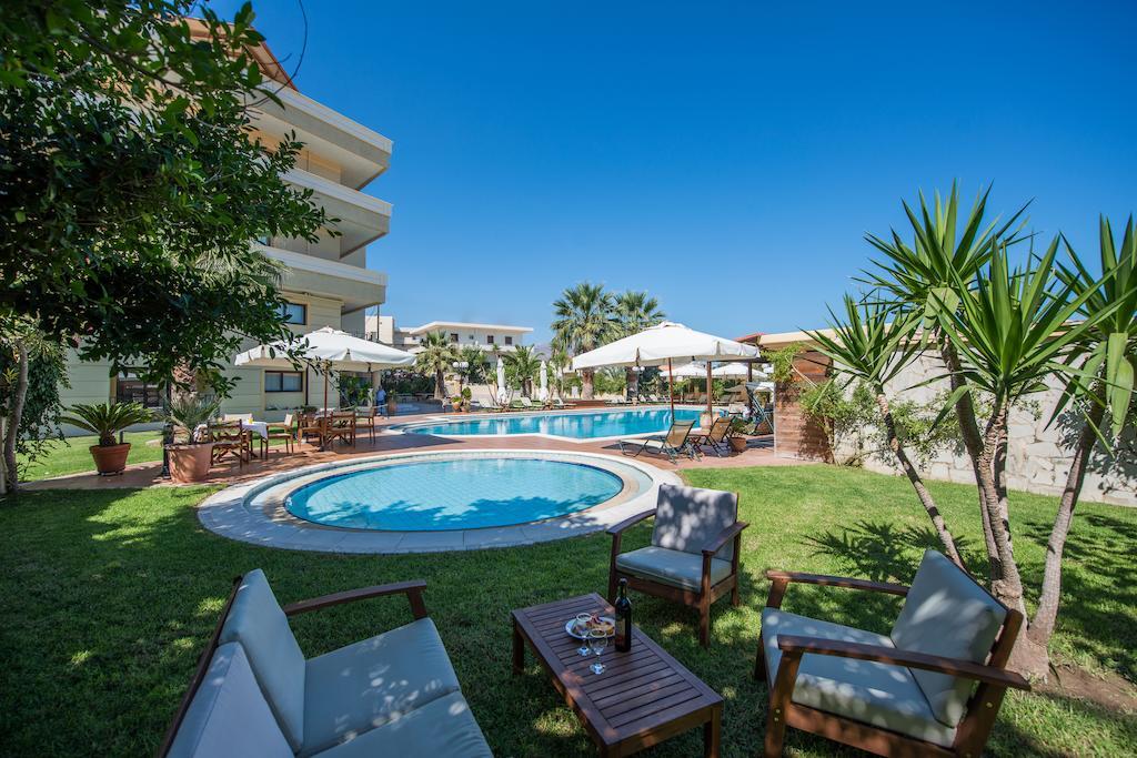 Ξενοδοχείο με διαμερίσματα Mirtilos &