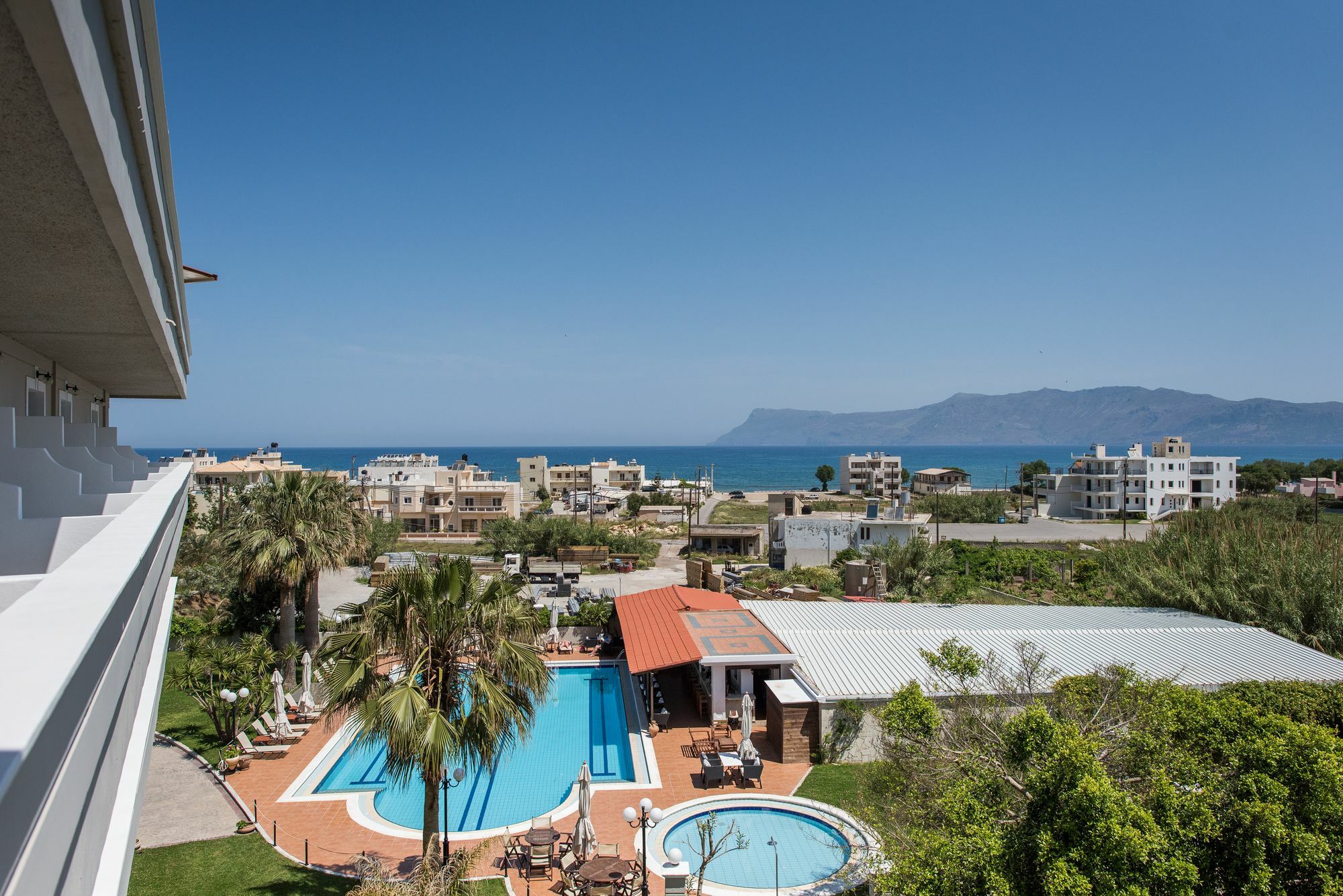 Mirtilos & Aparthotel Kíssamos